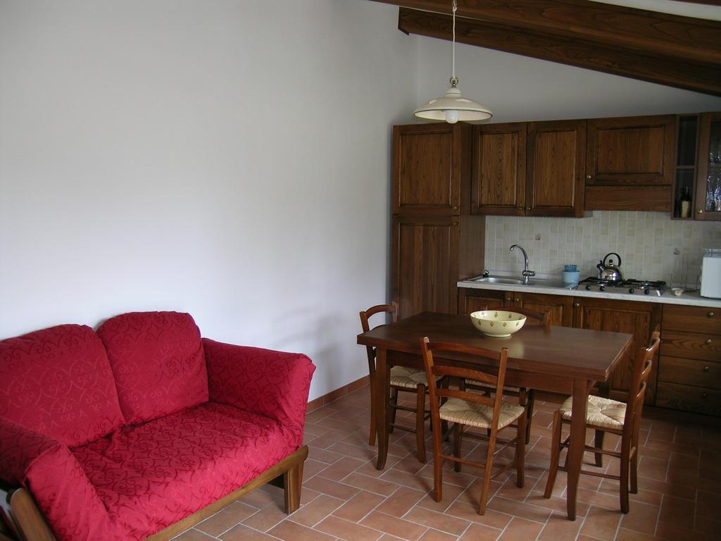 Agriturismo Podere Ossaia Cortona Oda fotoğraf