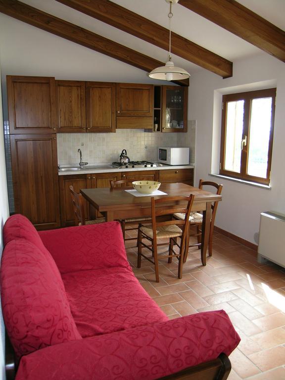 Agriturismo Podere Ossaia Cortona Oda fotoğraf