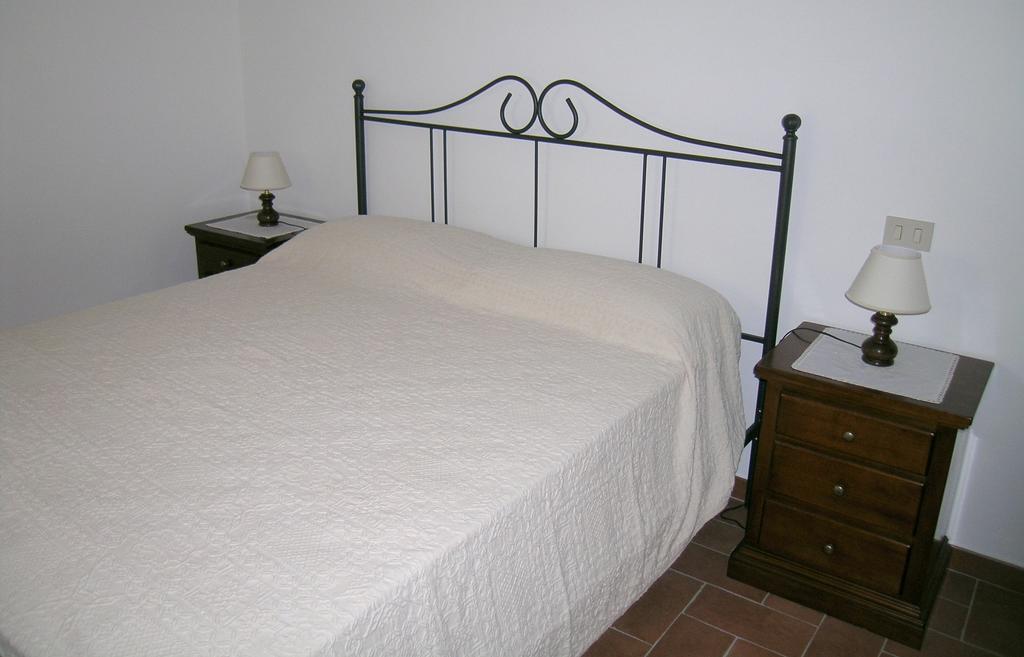 Agriturismo Podere Ossaia Cortona Oda fotoğraf