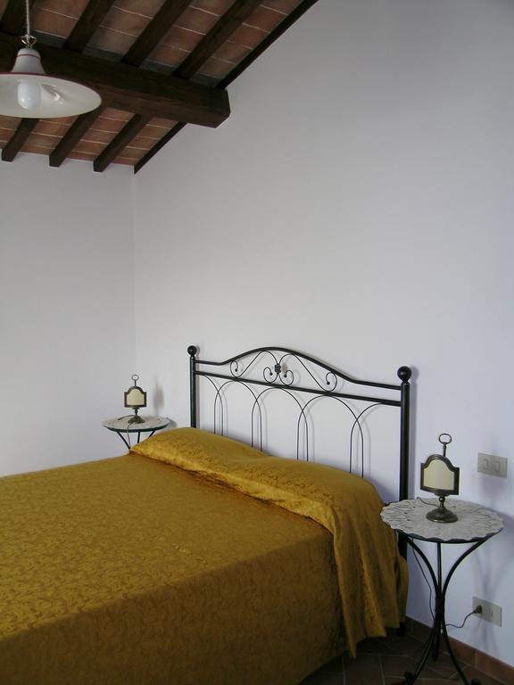 Agriturismo Podere Ossaia Cortona Oda fotoğraf
