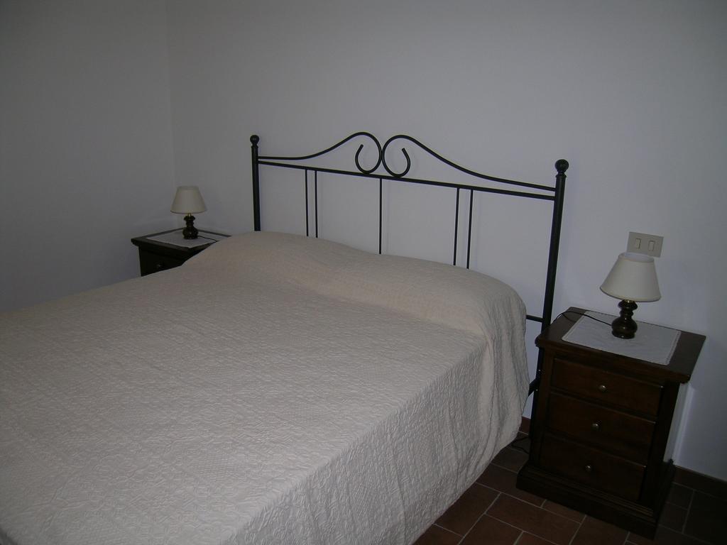 Agriturismo Podere Ossaia Cortona Dış mekan fotoğraf